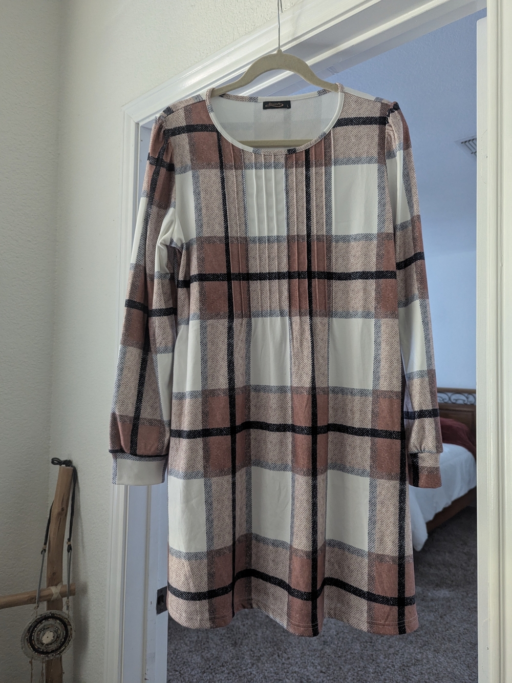 Plaid Long Sleeve Shift Dress in Rose and White